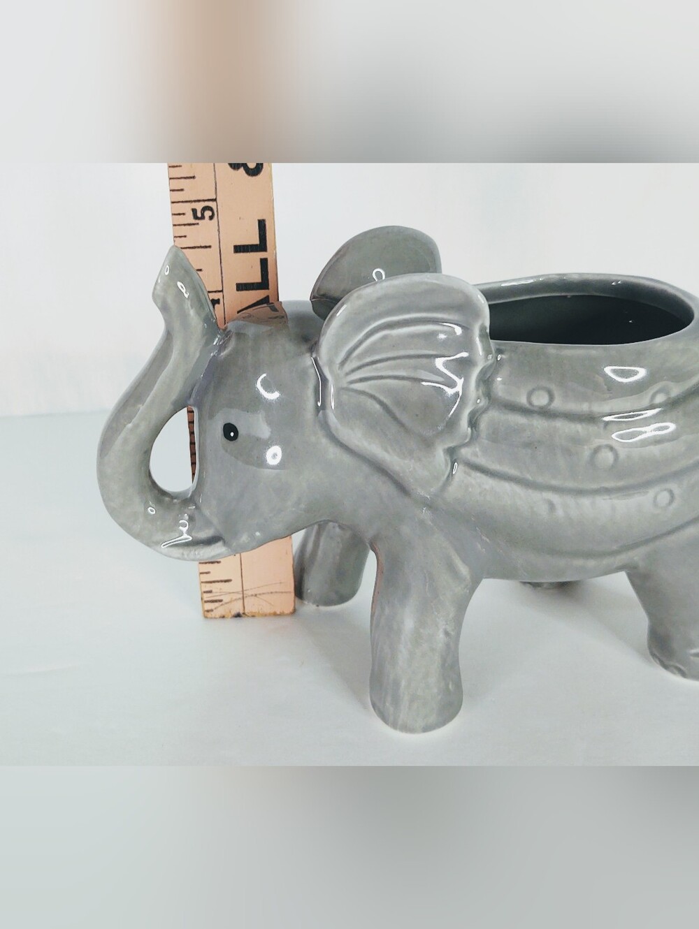 High Gloss Ceramic Elephant Planter Small - Picture 7 of 9